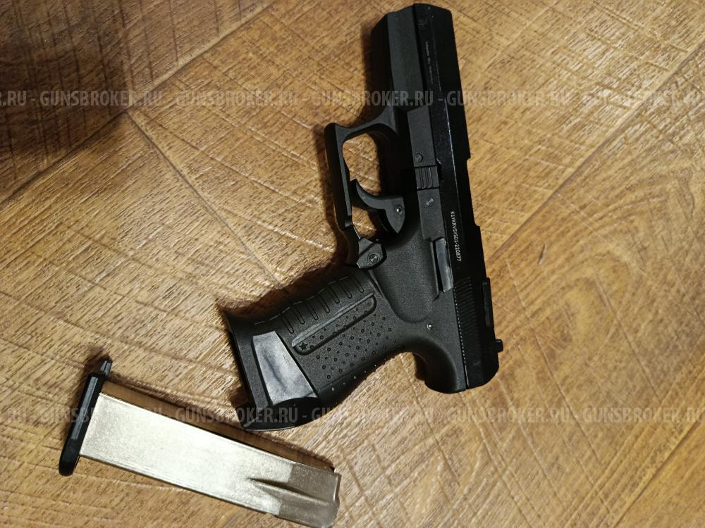 Охолощенный пистолет Baredda z 88