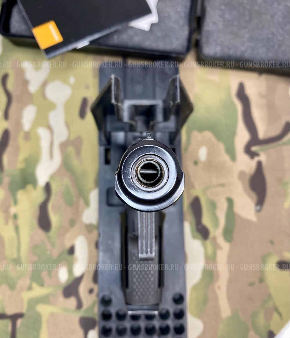 Охолощенный пистолет "Байкал 442"