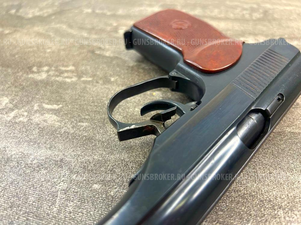 Охолощенный пистолет Макарова ПМ-СО (ТОЗ, 1953 год, прямая рамка, калибр 10х24)