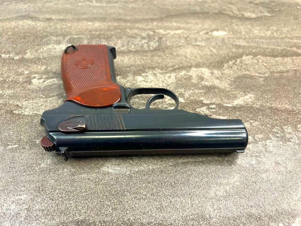 Охолощенный пистолет Макарова ПМ-СО (ТОЗ, 1953 год, прямая рамка, калибр 10х24)