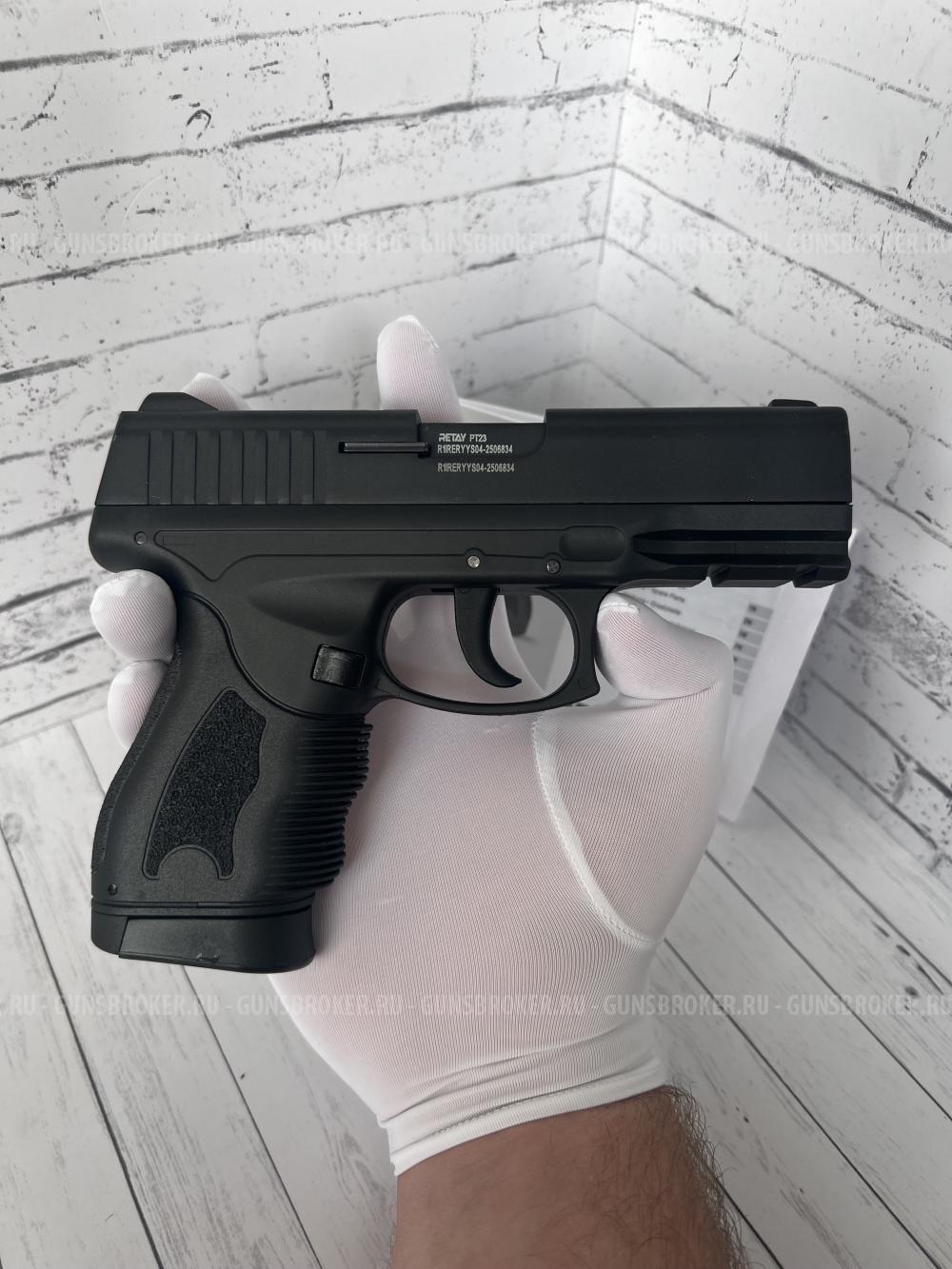 Охолощенный пистолет PT23
