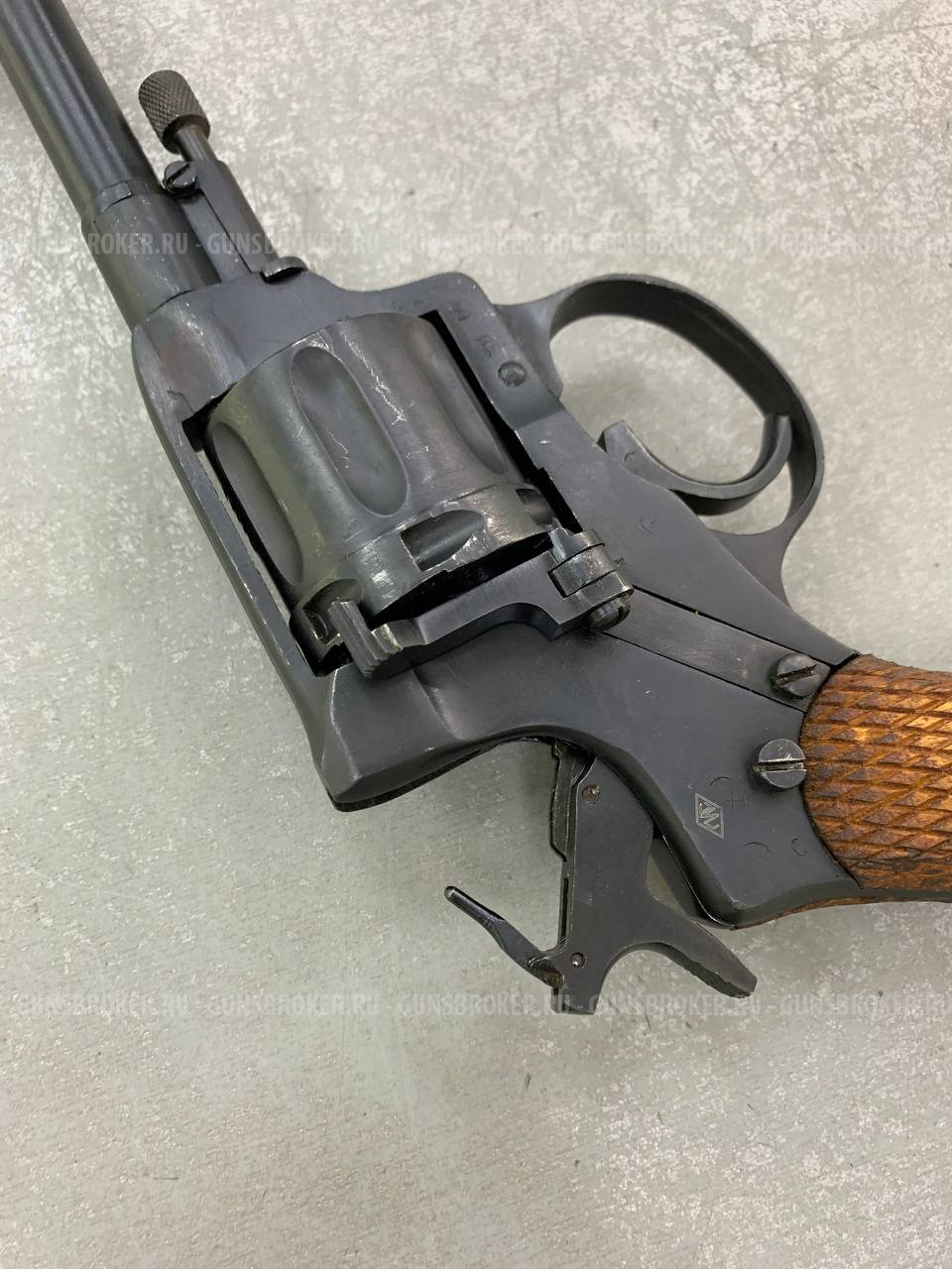 Охолощенный револьвер Наган 1932 год.