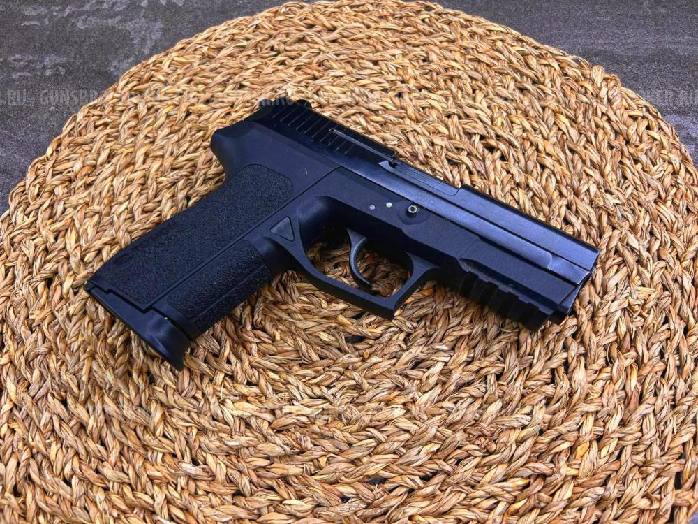 Охолощенный шумовой пистолет Retay S2022 9mm PAK (бу, Ретай С2022, 9 мм)