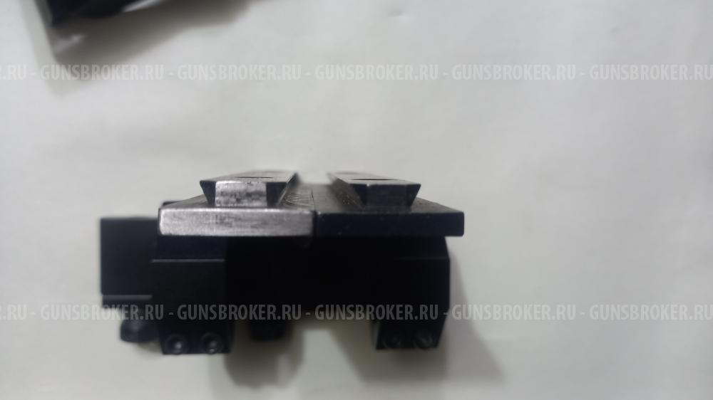 Оптический прицел с кольцами.