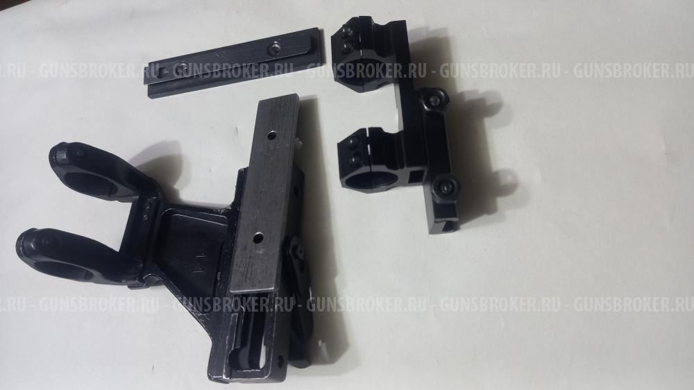 Оптический прицел с кольцами.