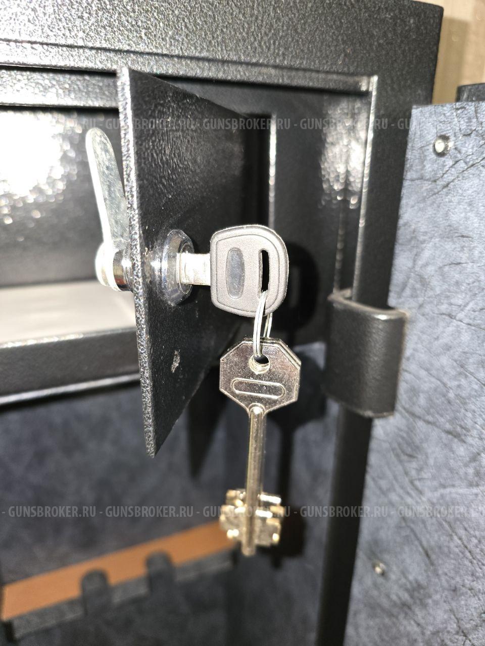 Оружейный сейф на 2 ствола Stardis шс00-02пс