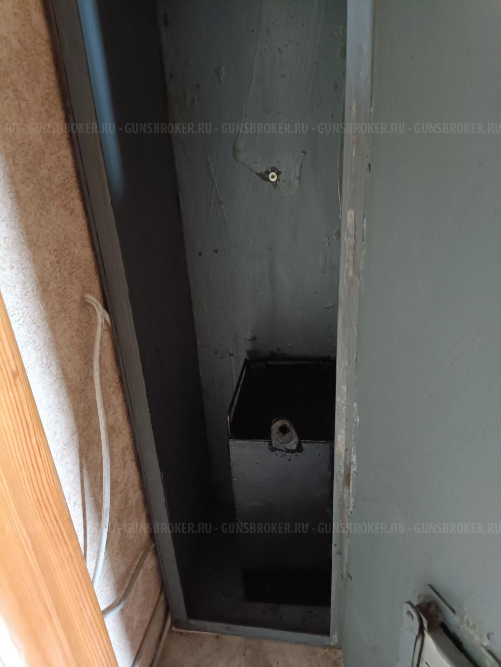 Оружейный сейф