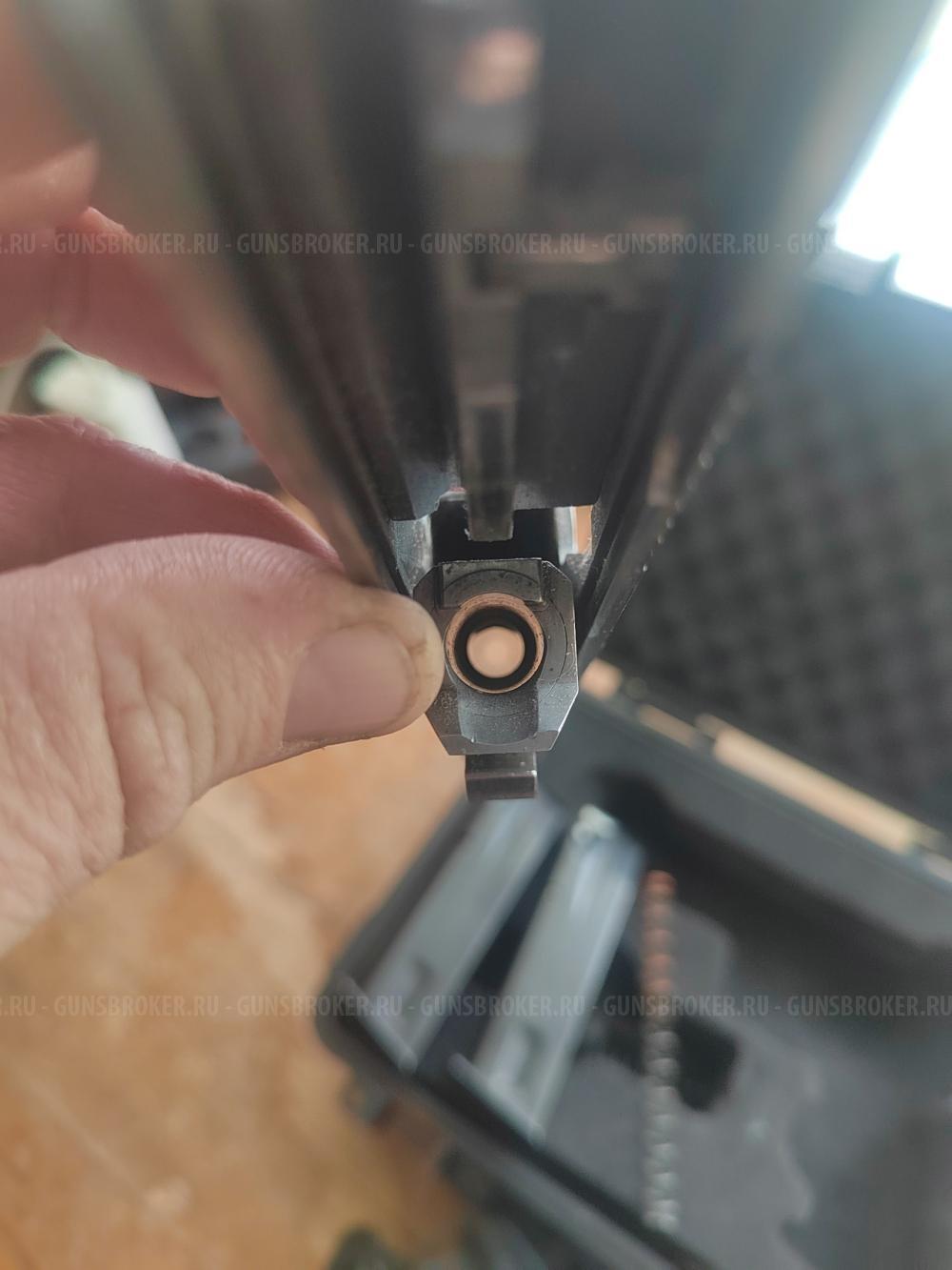 P226