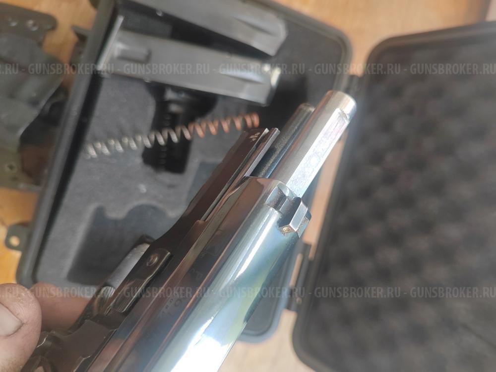 P226