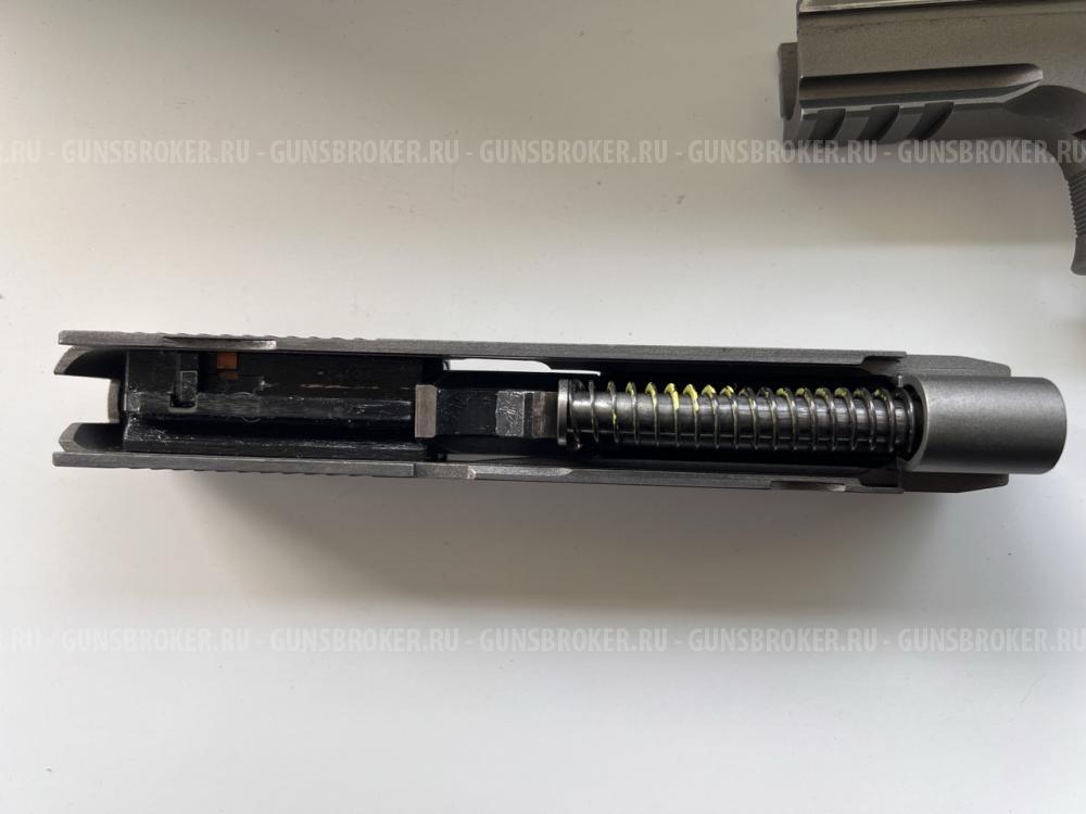 P226T TK-PRO (Sig Sauer P226)