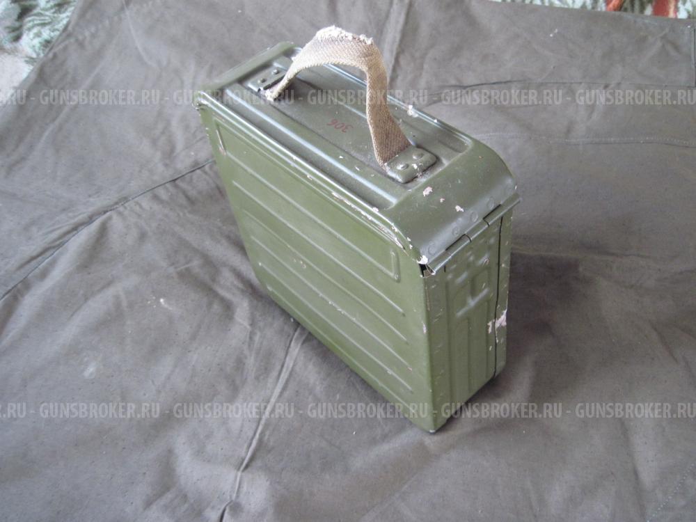 Патронный короб к пулемету с лентой
