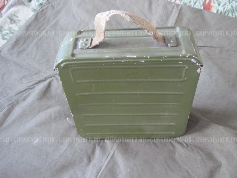 Патронный короб к пулемету с лентой