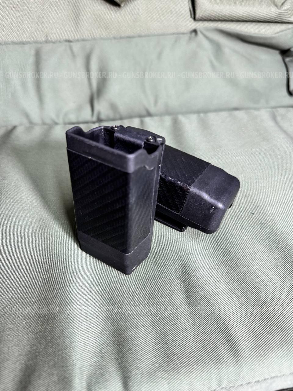 Паучер Blackhawk под пистолетный магазин