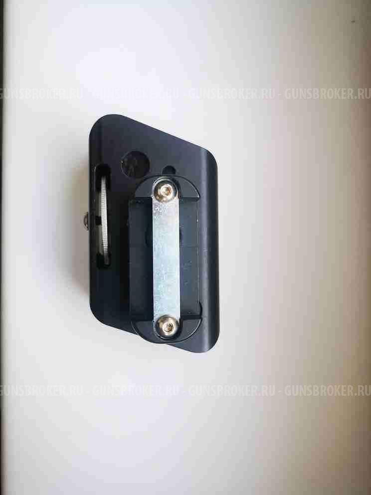 Паучер для пистолетных магазинов