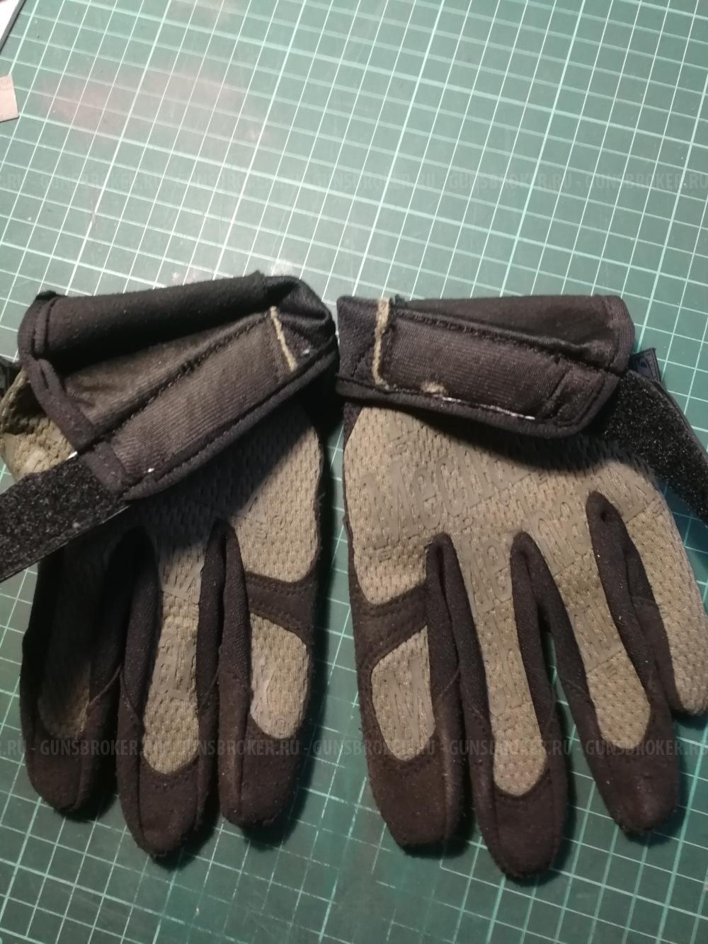 Перчатки тактические