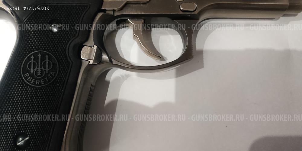 Пистолет Беретта 92FS спринговая 6мм страйкбольная модель