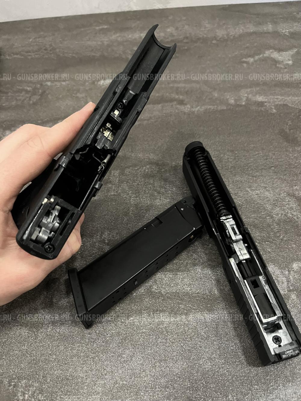 Пистолет East Crane Glock 17 Gen 5 BK