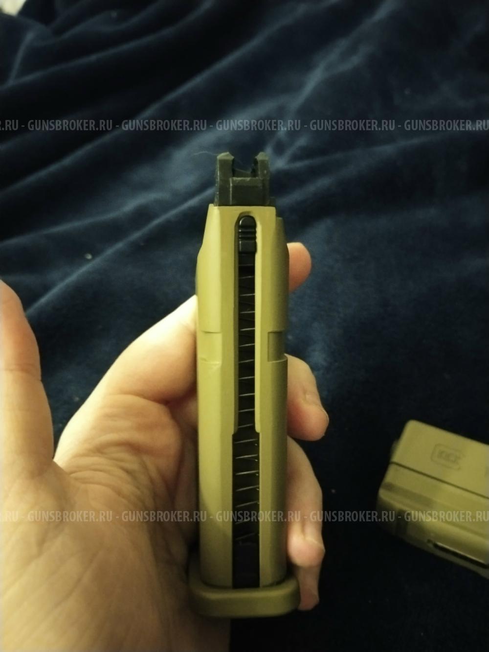 Пистолет East Crane Glock 19 Gen 3