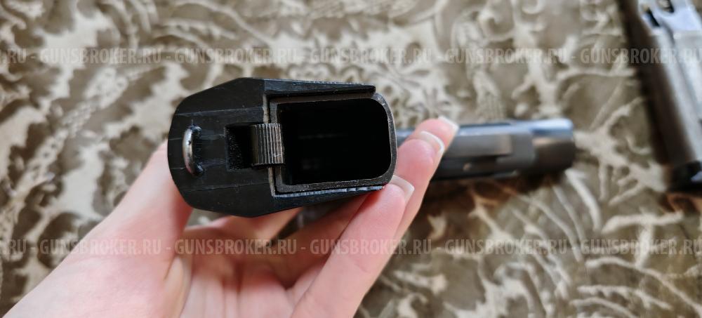 Пистолет ИЖ-79-9T кал. 9 мм Р.А.