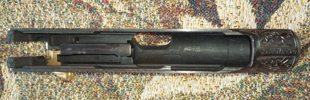 Пистолет "ИЖ-79-9Т" калибр 9 Р.А. Графировка