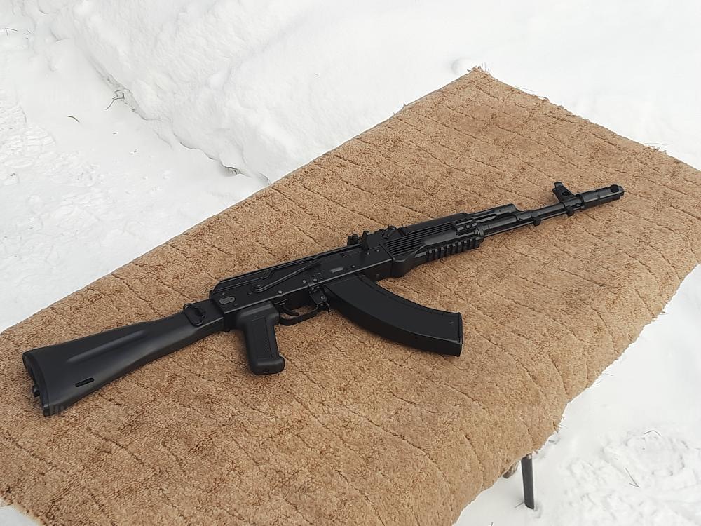 Автомат Калашникова охолощенный АК-103 ранний деактив 2016 г., новый в отличном состоянии.