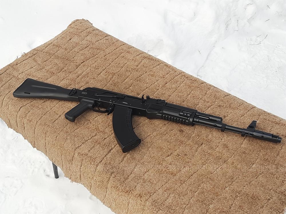 Автомат Калашникова охолощенный АК-103 ранний деактив 2016 г., новый в отличном состоянии.