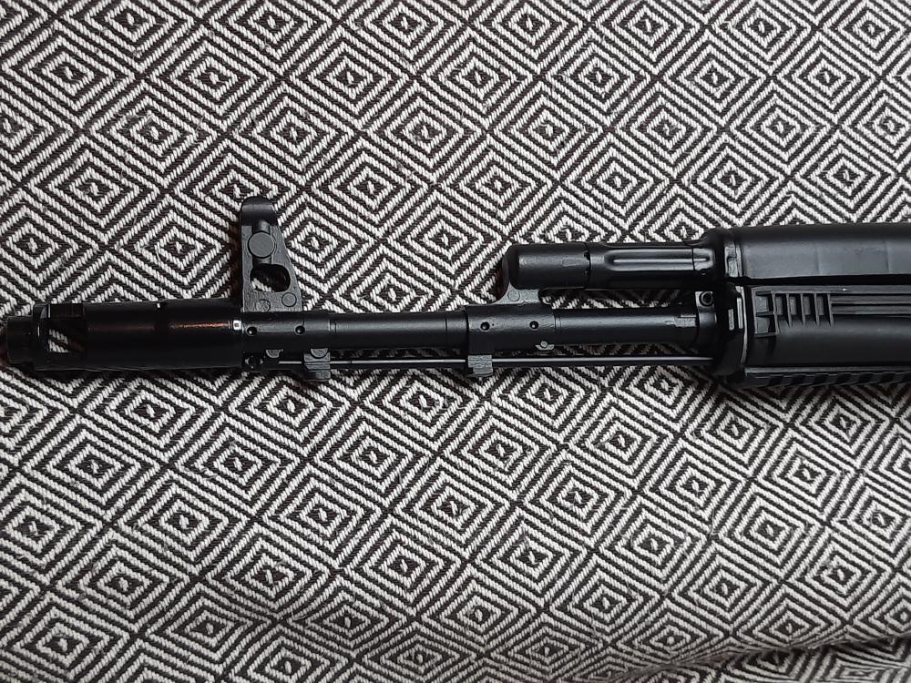 Автомат Калашникова охолощенный АК-103 ранний деактив 2016 г., новый в отличном состоянии.