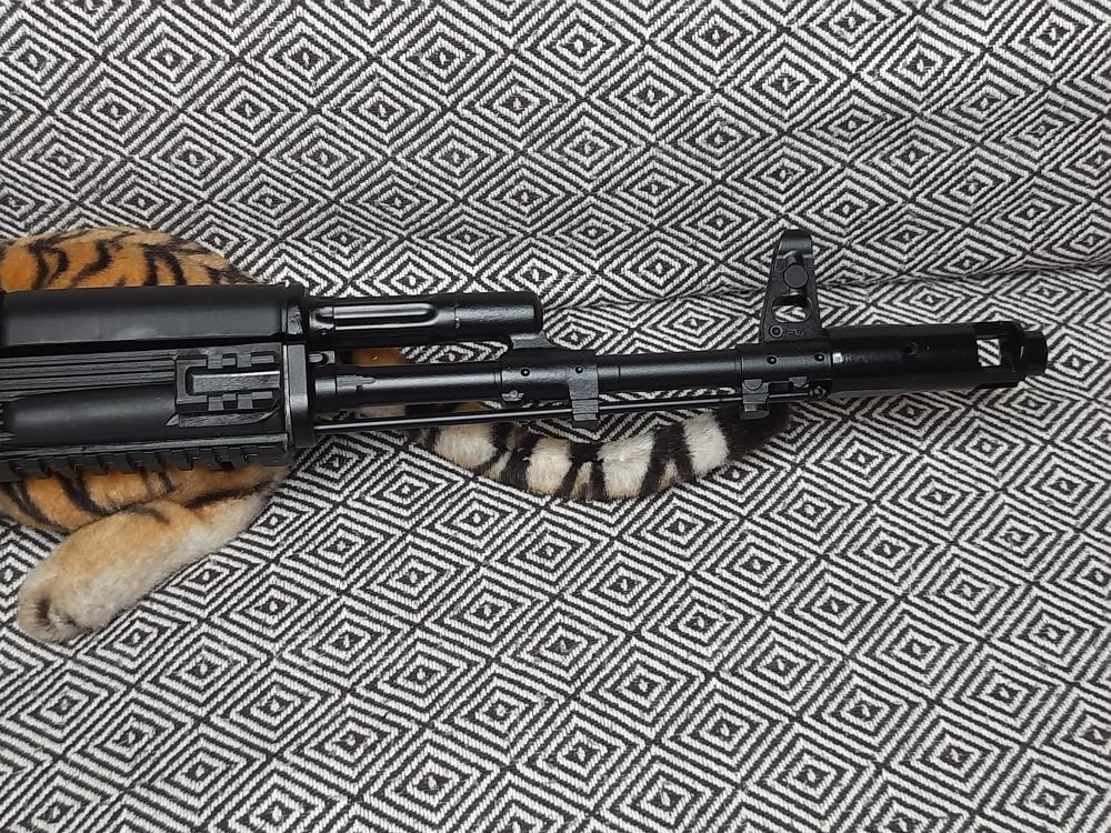 Автомат Калашникова охолощенный АК-103 ранний деактив 2016 г., новый в отличном состоянии.