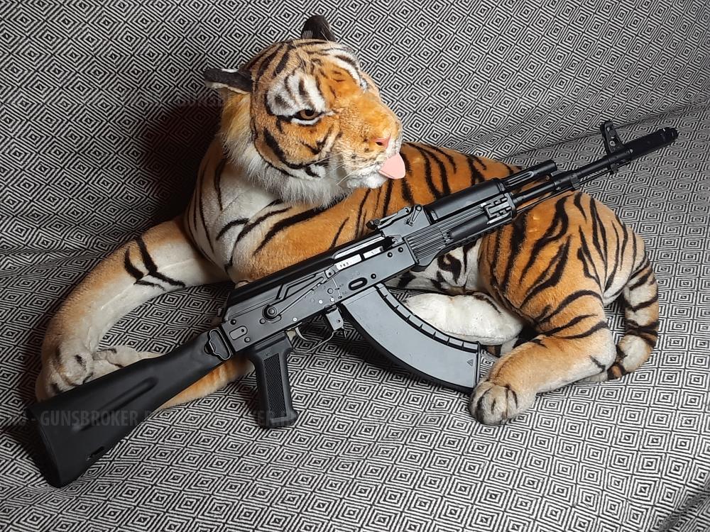 Автомат Калашникова охолощенный АК-103 ранний деактив 2016 г., новый в отличном состоянии.