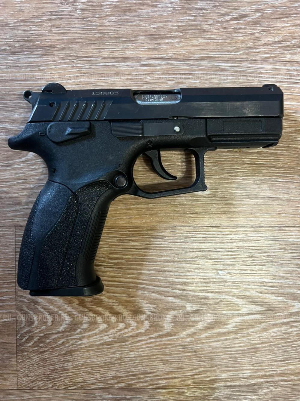 пистолет марки GRAND POWER