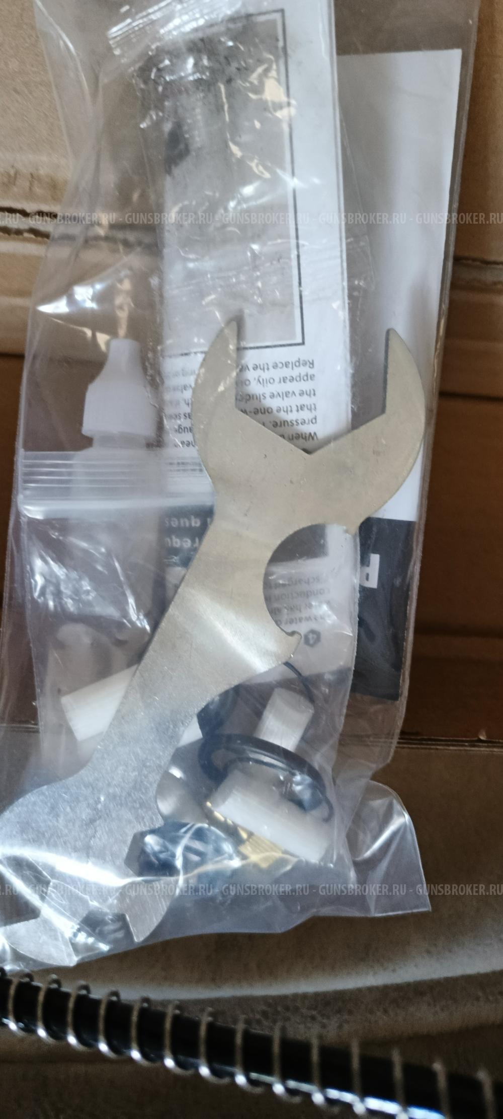 Пистолет PCP ZR Arms PP800R, к. 4,5 мм + 3-ступенчатый насос PCP