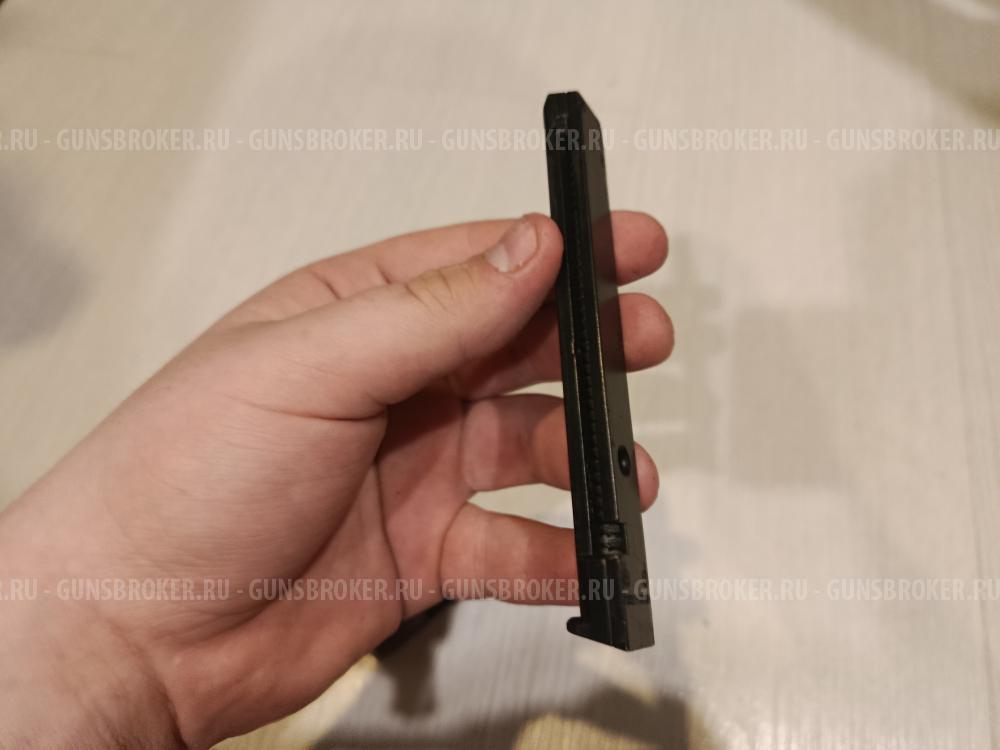 Пистолет пневматический Crosman C41 (металл, подвижный затвор, Walther P.38, б/у) 4,5 мм