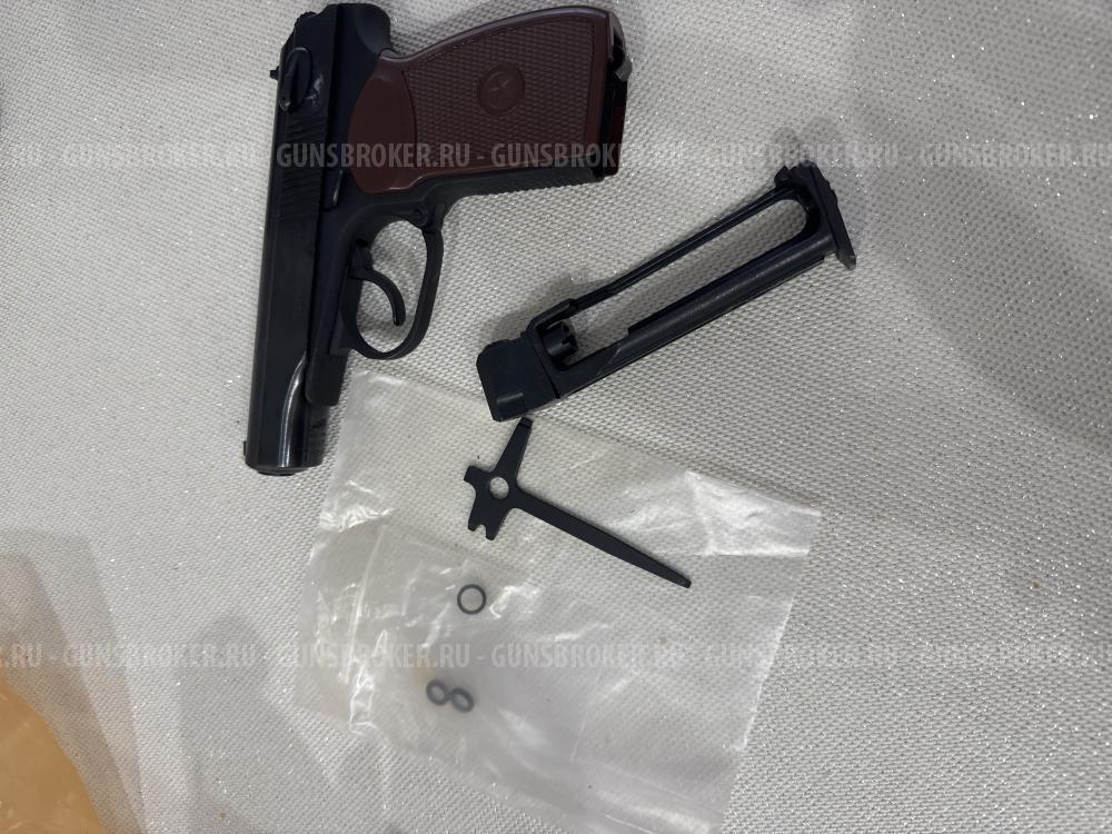 Пистолет пневматический газобаллонный Макаров МР-654К.