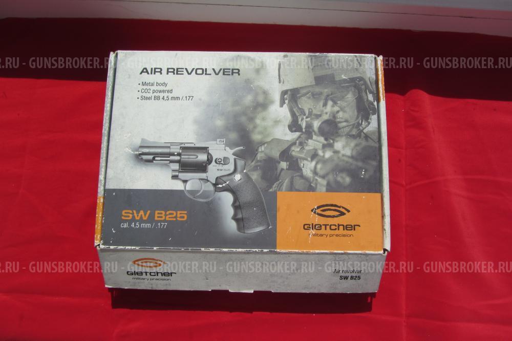 Пистолет пневматический Gletcher SW R25 Black