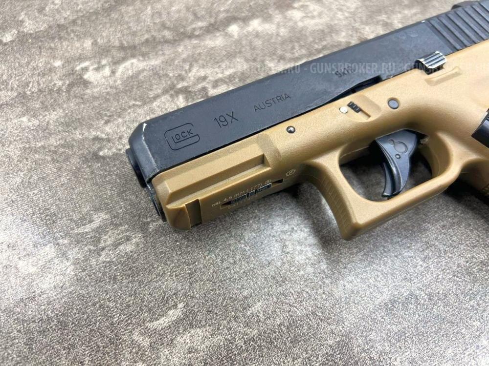 Пистолет пневматический Umarex Glock 19X (металл, подвижный затвор, песочный, CO₂) ВВ 4.5 