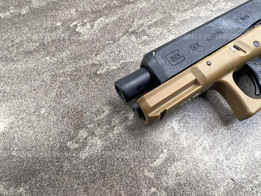 Пистолет пневматический Umarex Glock 19X (металл, подвижный затвор, песочный, CO₂) ВВ 4.5 