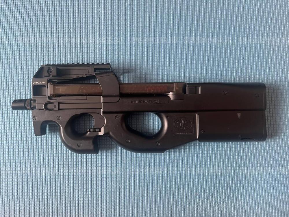 Пистолет-пулемёт FN P90 от Cyma (CM060)