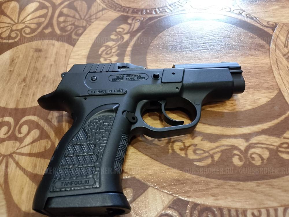 Пистолет Tanfoglio модели INNA калибра 9 mm.Р.А.производства S. N. C.( Италия).