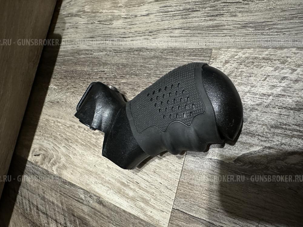 Пистолетная рукоять Tac Star на Mossberg 500 / Maverick 88
