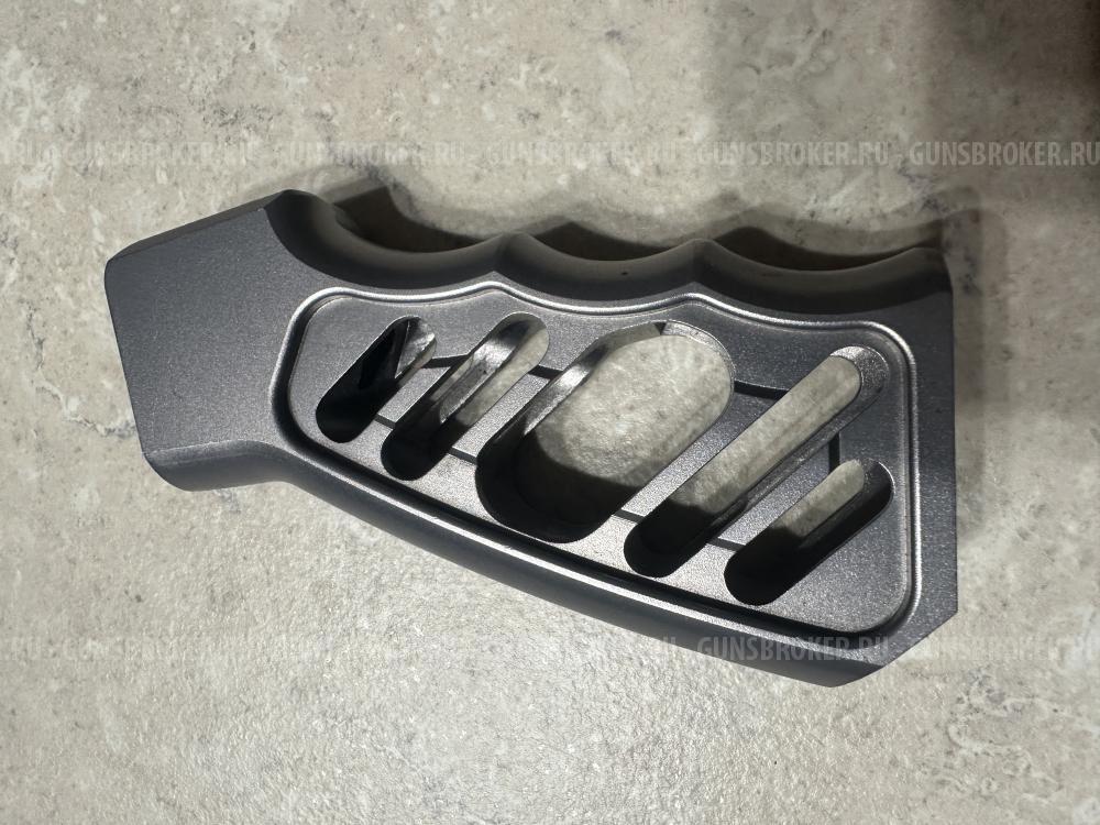 Пистолетная рукоятка Tyrant Design LWP Grip (Grey) для AR и АК