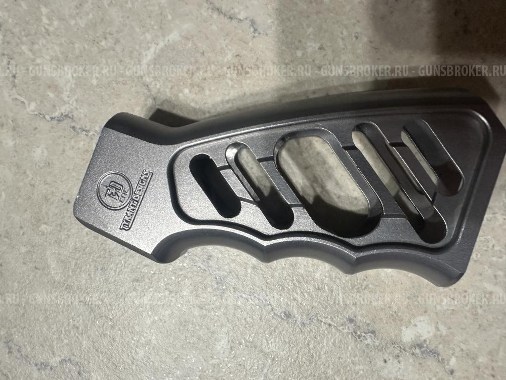 Пистолетная рукоятка Tyrant Design LWP Grip (Grey) для AR и АК