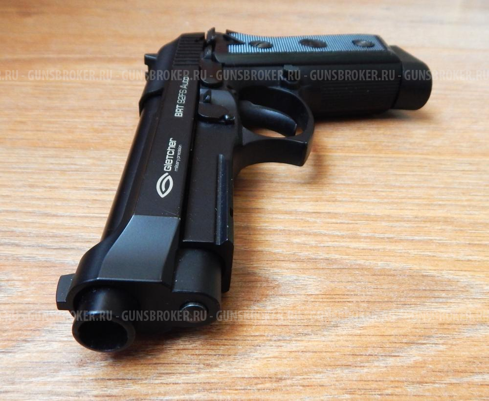 Пневматическая Beretta 92 от Gletcher. Авто огонь. Новый в идеале с отличным комплектом.Blow Back  