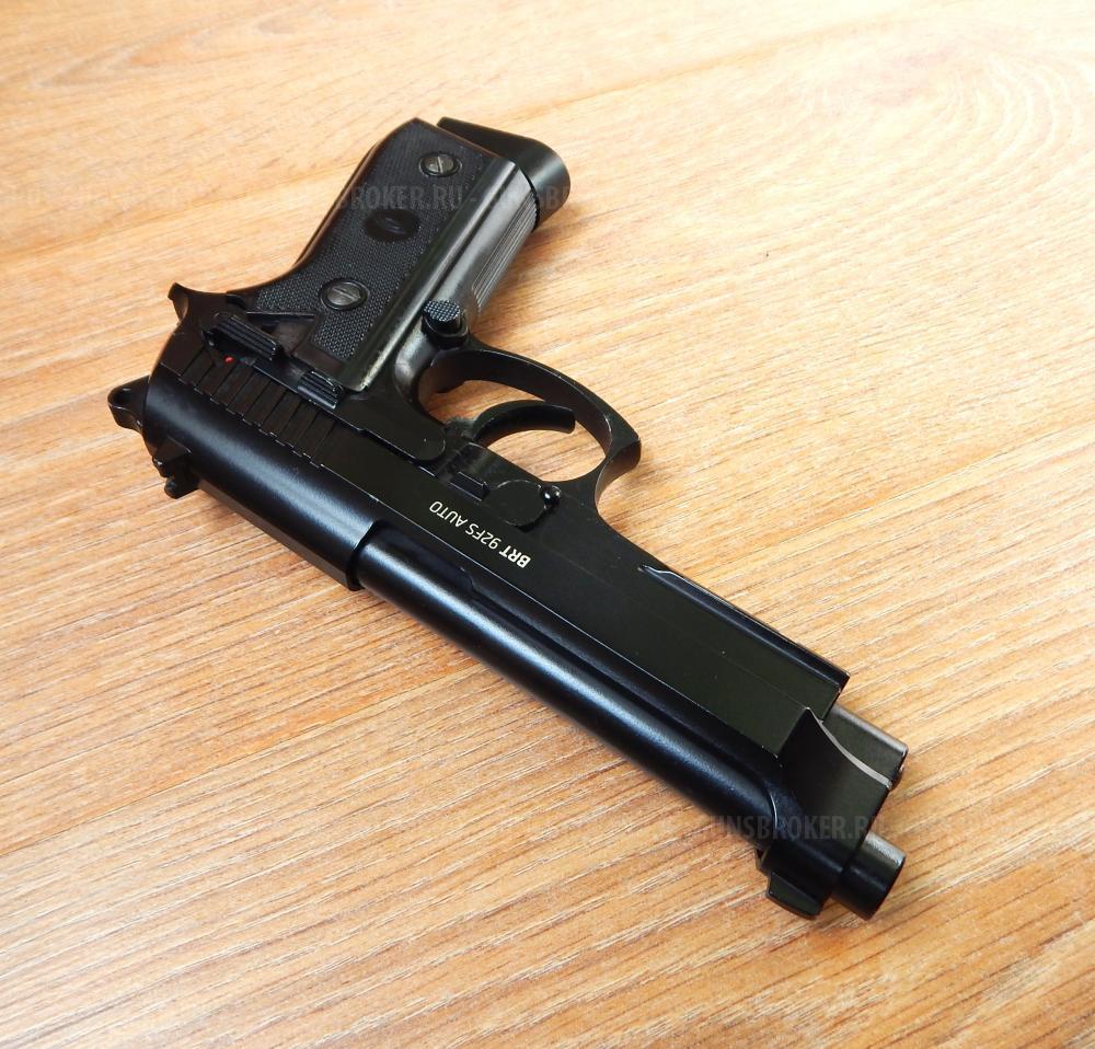 Пневматическая Beretta 92 от Gletcher. Супер состояние с комплектом.Blow Back Авто огонь.