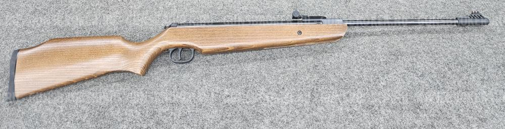 Пневматическая винтовка Borner XS25 к. 4,5 мм дерево