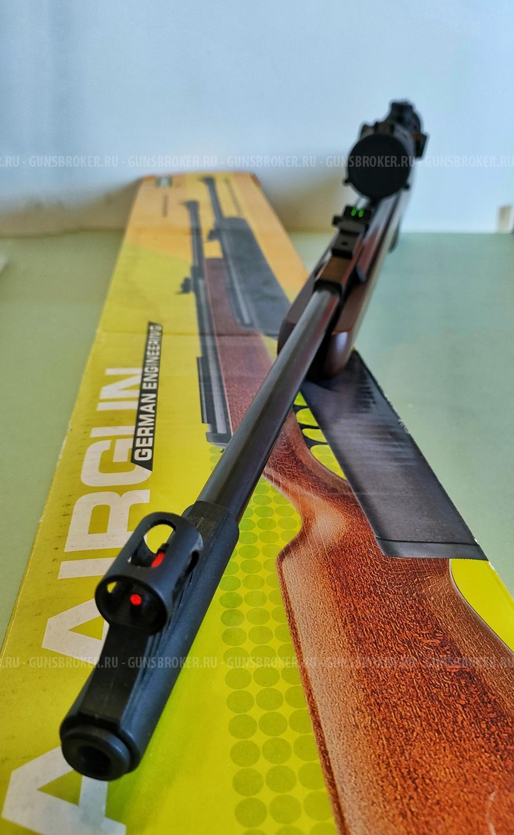 Пневматическая винтовка Diana 34 Classic T06 (4.5 мм, дерево)