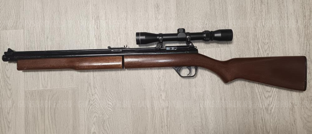 винтовка Crosman Benjamin 397 4.5 мм дерево, с кронштейном и прицелом.