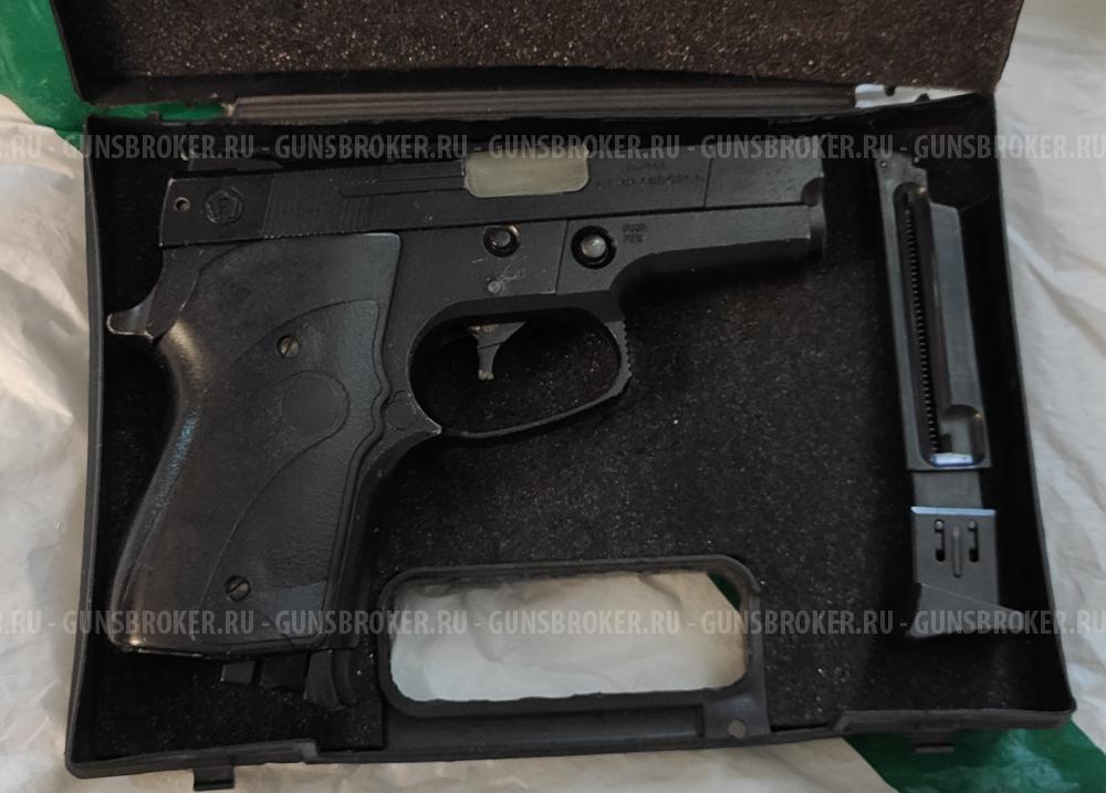 Пневматический пистолет Anics A111