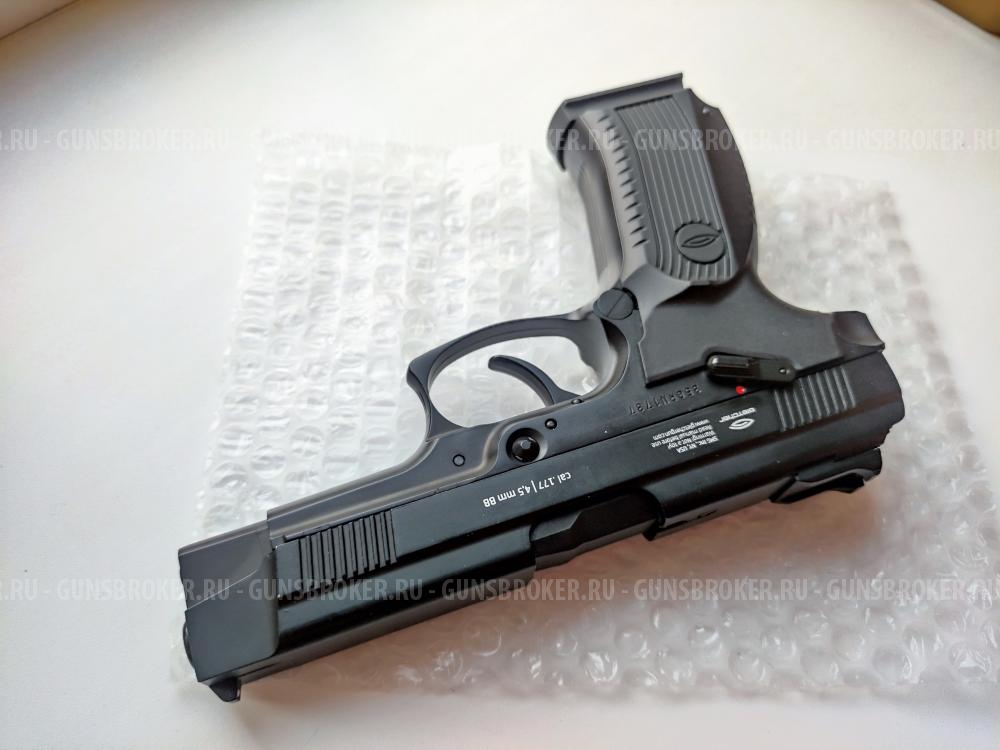 пневматический пистолет Gletcher Grach