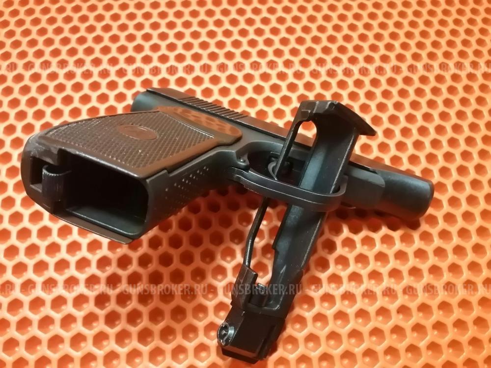 Пневматический пистолет МР- 654К. Макаров.