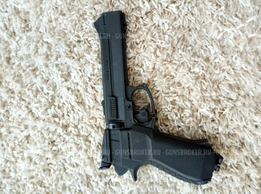 Пневматический пистолет мр-651кс в отличном состоянии, с документами.